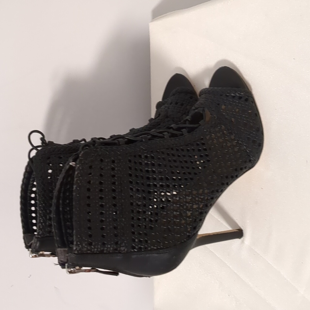 Sam Edelman Woven Lace Up Booties 7M